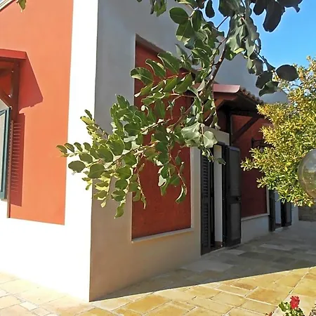 Il Corallo Del Salento Alojamento de Acomodação e Pequeno-almoço 3*
